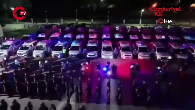 Son Dakika: Bakan Yerlikaya duyurdu... Uyuşturucu çetesi çökertildi! Yüzlerce kişi tutuklandı