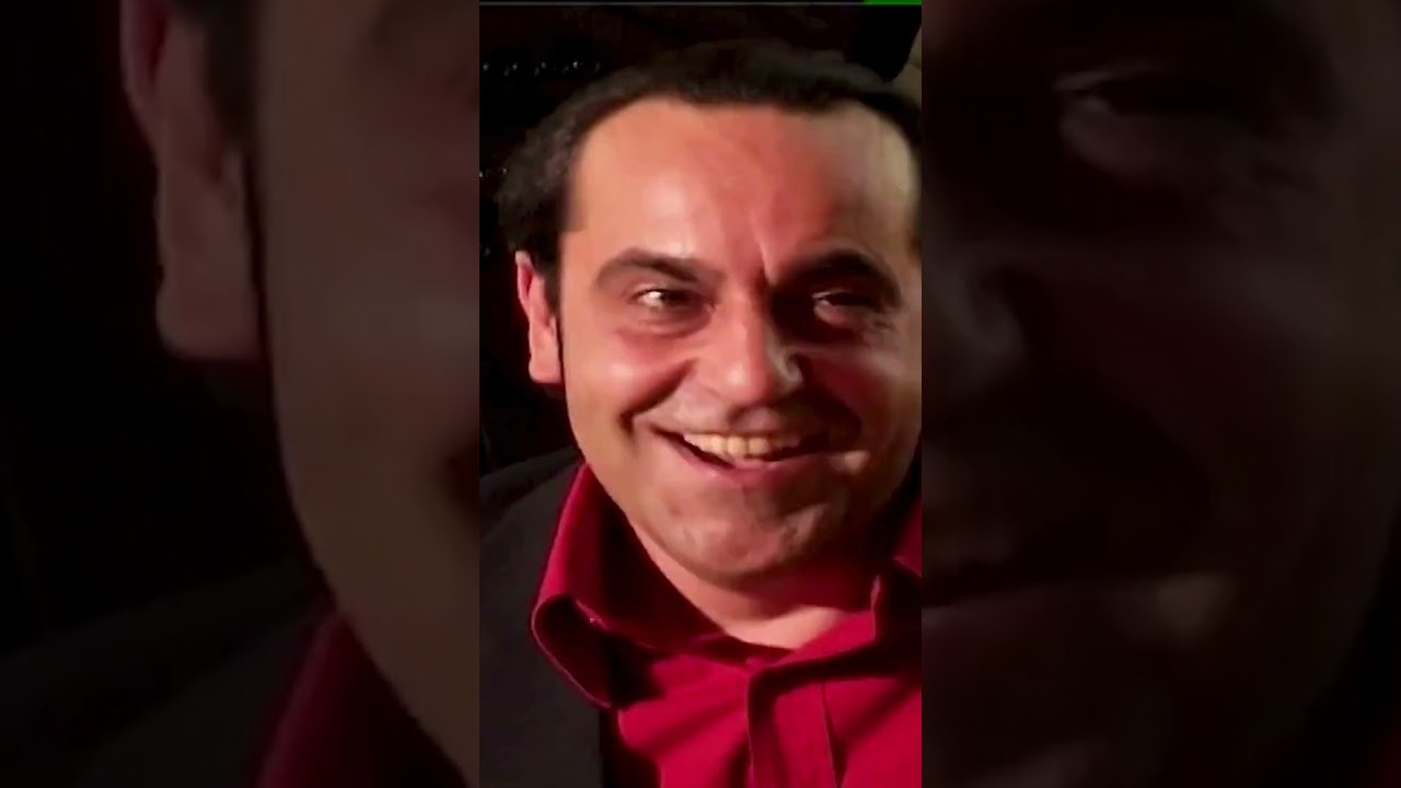 Bedir, Rus Mafyasıyla "Kendine Has Üslubuyla" Pazarlık Yapıyor | Alacakaranlık #shorts