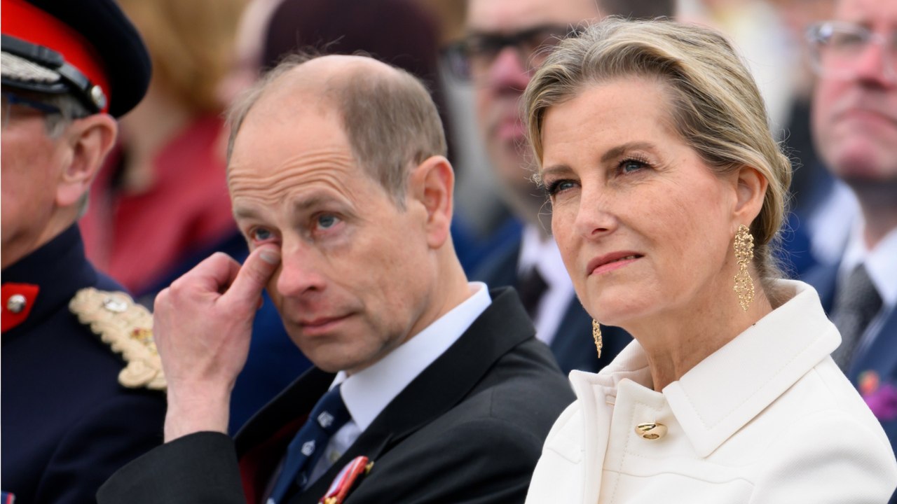 GALA VIDEO - Le prince Edward ému aux larmes aux 80 ans du Débarquement : ce discours qui l’a bouleversé