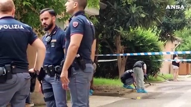 Uomo ferito a colpi d'arma da fuoco in periferia a Milano, e' grave