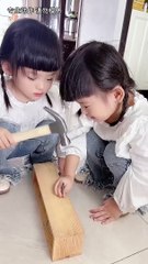 The third child must not let his mother hear the naughty child(720P_HD)