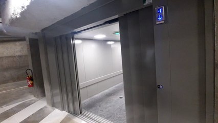 Dans le premier ascenseur à voitures du Mans