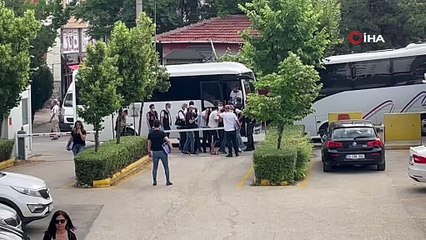 Sosyal medya ilanlarıyla fuhuş: 11 kişi gözaltına alındı