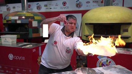 Быстро, ловко и вкусно: в Аргентине состоялся чемпионат мира по пицце
