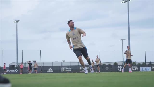 Argentine - Messi et ses coéquipiers s'entraînent avant des amicaux face à l'Equateur et le Guatemala