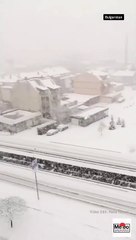 Kar yağışıyla her yer beyaza büründü