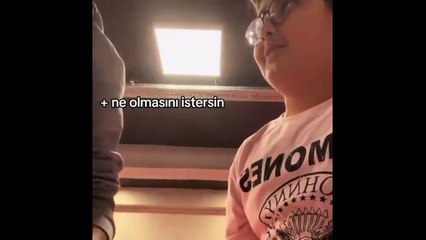13 yaşında çocuğun "Ne olmasını istersin?" sorusuna verdiği cevap: "Fetöcüler olmasın, Suriyeliler gitsin, mükemmel ekonomi"