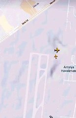 Antalya Havalimanı’nda facianın eşiğinden dönüldü. İki uçağın çarpışması son anda engellendi