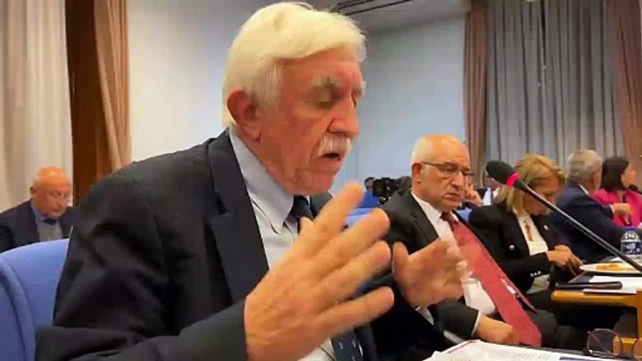 Yandaş medyanın yıllarca maaşa bağladığı Cengiz Çandar mecliste "YPG terör örgütü değil" dedi