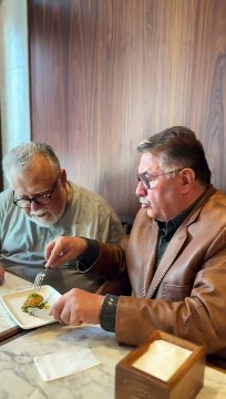 Celal Şengör'ün baklava yemeyi beklerken kendinden geçti