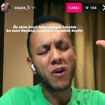 Fenerbahçe ve Beşiktaş'ın eski yıldızı Josef de Souza geri dönüyor. Tarih vererek açıkladı