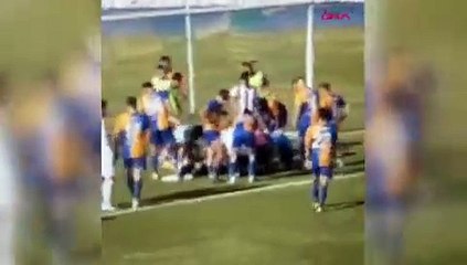 Hakem kaleciyi hayata döndürdü. İskenderun ile İnegölspor arasında oynanan maçta yürekler ağıza geldi