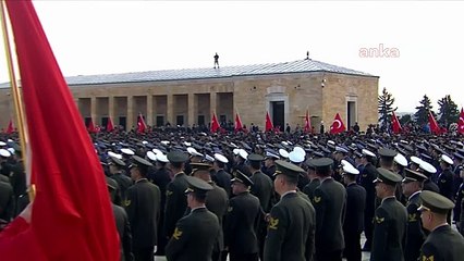 Anıtkabir’de yine aynı saygısızlık. Erdoğan alkışlandı ıslıklar çalındı