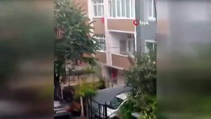 Küçükçekmece’de fırtınadan dolayı duvar çöktü