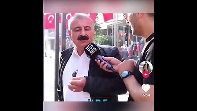 Sokak röportajında bir vatandaş A Haber'i tiye aldı: Sade pilav yerken Ayasofya'nın açıldığını düşünüyorsun et yemeği gibi geliyor