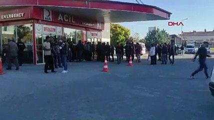 Toprak boşaltırken elektrik akımına kapılan kamyon şoförü öldü