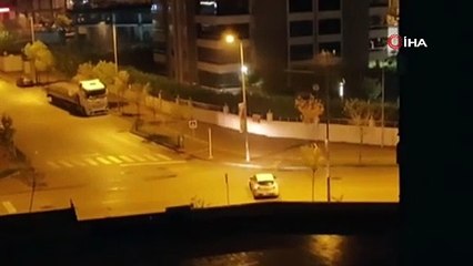Dakikalarca drift atan sürücü mahalleliyi bezdirdi