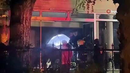 Kocaeli'de 2 katlı binada yangın çıktı