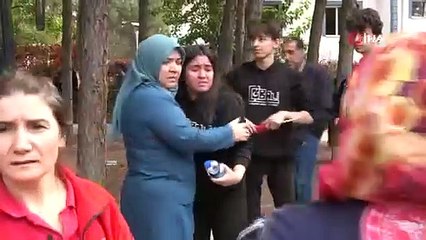 Öğrenci dolu midibüs 2 aracı biçip parka daldı: 1 ölü, 15 yaralı