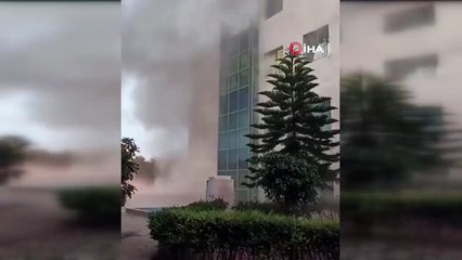 İsrail'den Türkiye Filistin Dostluk Hastanesi'ne hava saldırısı