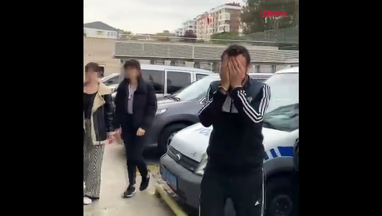 Kadın iç çamaşırı çalmaya çalışırken yakalandı