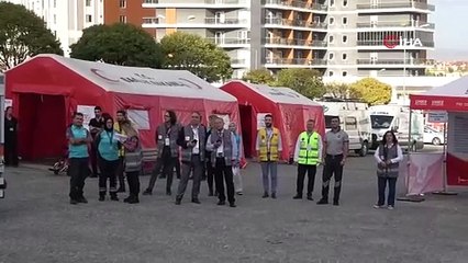 Hastanede yangın tatbikatı! Film izler gibi izlediler…