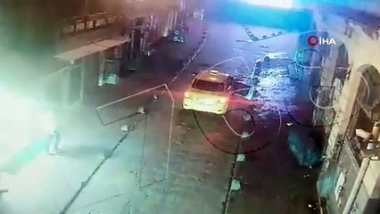 Yine İstanbul yine taksi terörü. Sevgilisine laf atan taksici tarafından dövülüp bıçaklandı