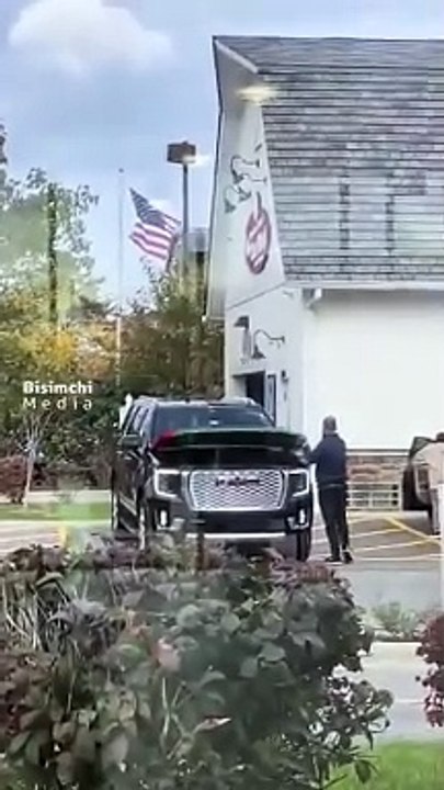 Sosyal medya ikiye bölündü: Jason Statham mı değil mi?