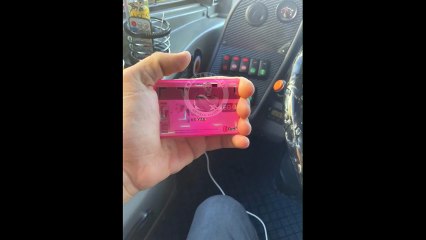 Bu da oldu! Kadın kılığına girip annesinin 65 yaş otobüs kartını kullandı