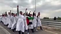 Diyarbakır'da HÜDA PAR'ın düzenlediği Filistin'e destek mitinginde kefene benzer beyaz önlüklerle yürüdüler