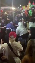 New York polisinden Filistin destekçilerine sert müdahale