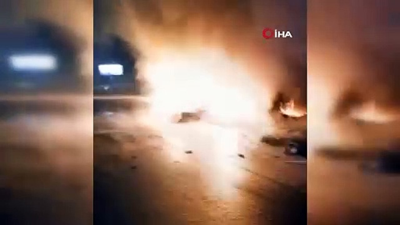 Kumaş yüklü tır cayır cayır yandı. Otoyolda dumandan göz gözü görmedi