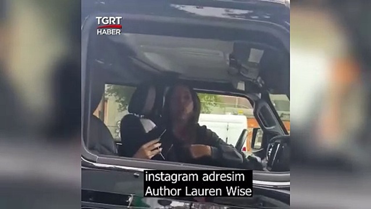 Kanadalı Lauren Wise isimli yazardan Filistinli kadına: "Sana çocuklarını önünde tecavüz edilmeli"