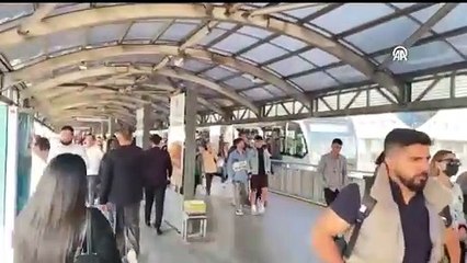 İstanbulluların metrobüs çilesi! Uzun kuyruklar oluştu, vatandaşlar isyan etti