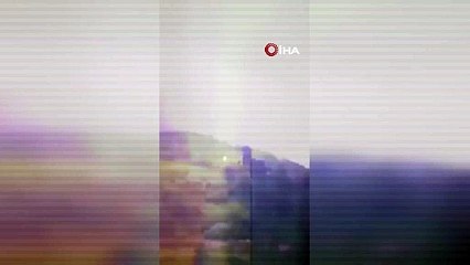 Rize’de yıldırımın düşme anı böyle görüntülendi