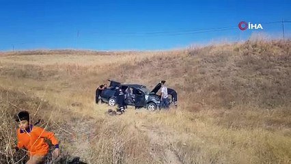Kontrolden çıkan otomobil şarampole uçtu: 2 yaralı
