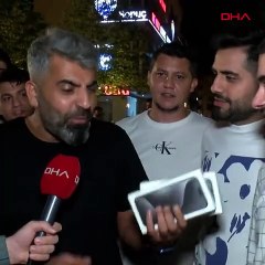 iPhone 15 kuyruğunda bekleyen vatandaş ‘enayi’ diyenlere kızdı: 90 bin liraya hazır müşterim var
