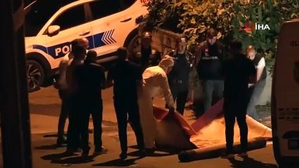 Pendik'te halıya sarılı erkek cesedi bulundu