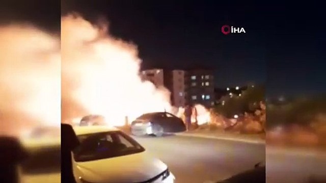 Torpille oynamanın sonucu facia oldu. 2 araç alevlere teslim oldu