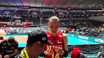 Eda Erdem Fenerbahçe atkısını kırmızı kalemle imzalamadı: Boşuna heykeli dikilmiyor