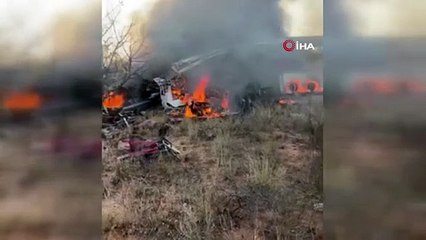 Otobüs ile kamyon çarpıştı: 20 ölü