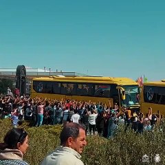 İran'da Ronaldo izdihamı. Yüzlerce kişi takım otobüsüne akın etti