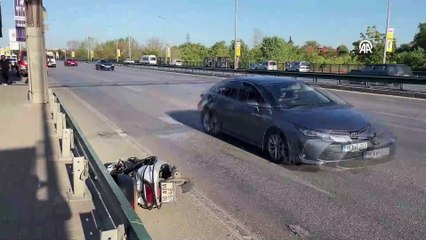 Bursa'da refüje çarpan motosikletin sürücüsü hayatını kaybetti