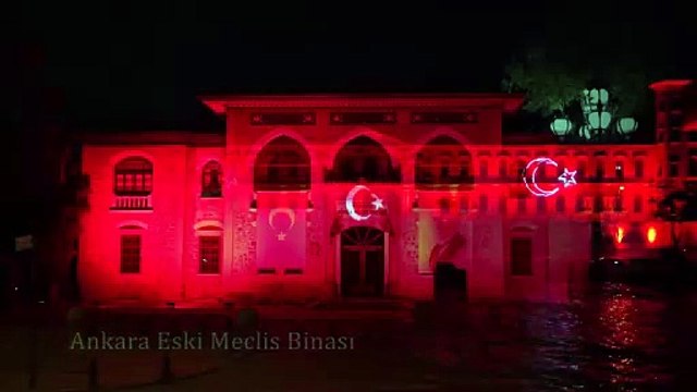 Cumhuriyetimizin 100. yılına özel hazırlanan 100. Yıl Marşı ilk kez seslendirildi. Marşın içinde AKP'nin seçim sloganı var