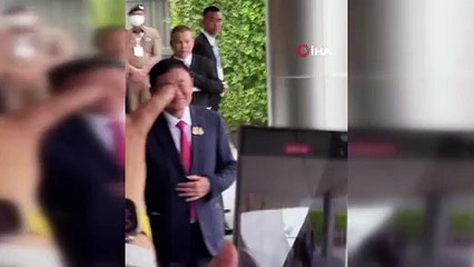 Tayland'da sürgünden dönen eski Başbakan hapse atıldı