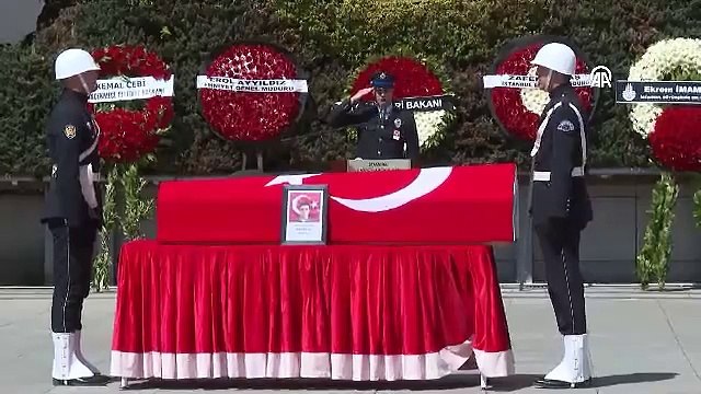 Bakan Yerlikaya şehit polisin cenazesinde uyuşturucu tacirlerine seslendi: Nefes alamayacaksınız