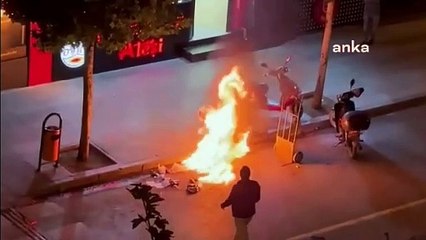 Moto-kurye akaryakıt zammına böyle isyan etti: Al benzini kendin çalış