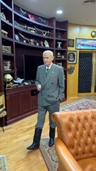 Bahçeli'nin çizmeleri Yunan basınında olay oldu. Körüklü efe çizmeleri ile gönderme yapmıştı