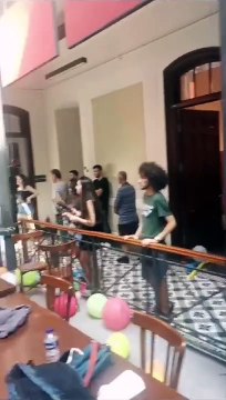 Boğaziçi Üniversitesi'nde öğrenci kulüpleri odalarından zorla çıkartılıyor