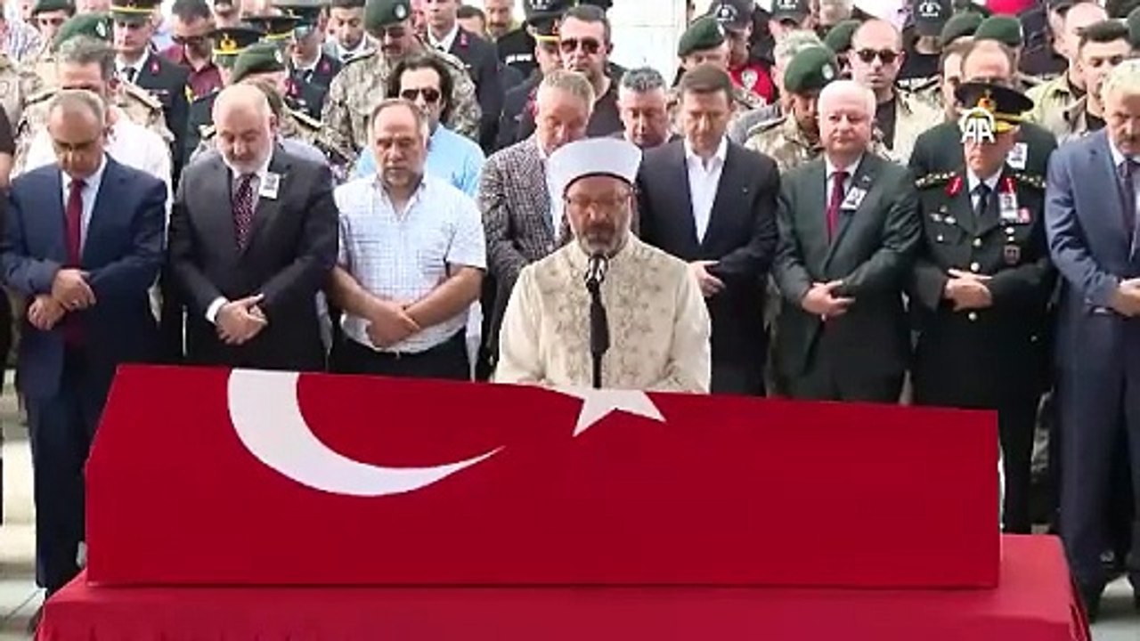 Şehit özel harekat polisine son veda